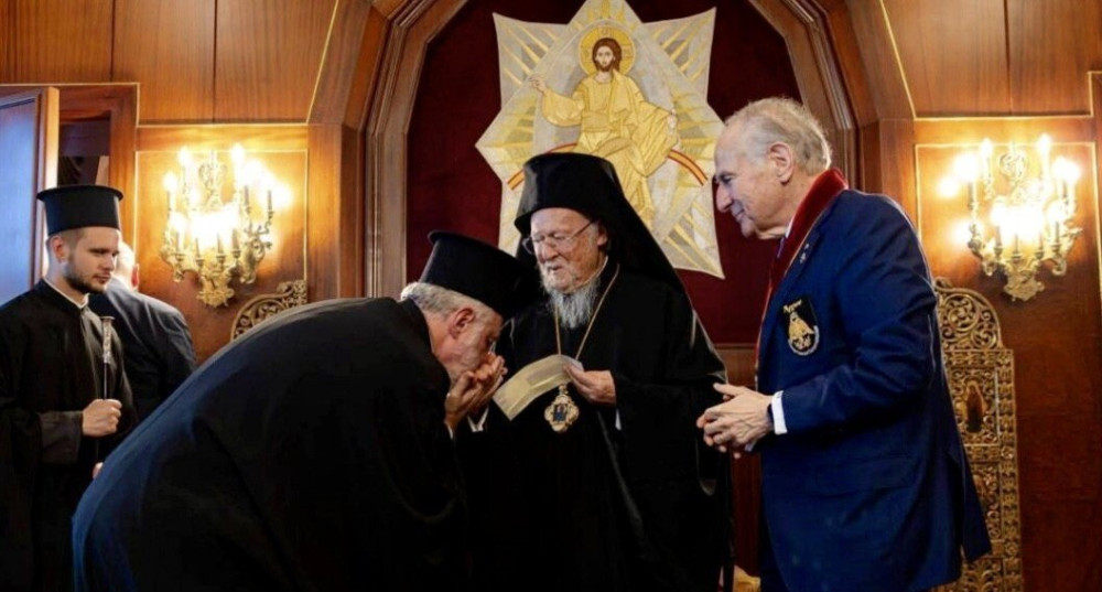 Αρχιεπίσκοπος Αμερικής Ελπιδοφόρος: Αντανακλούμε το φως που έρχεται από το Φανάρι