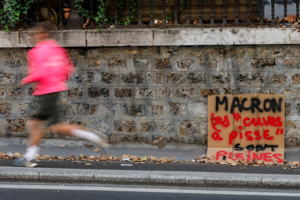 Γαλλία σε αναβρασμό: 70.000 αστυνομικοί και μπλόκο στις διαδηλώσεις