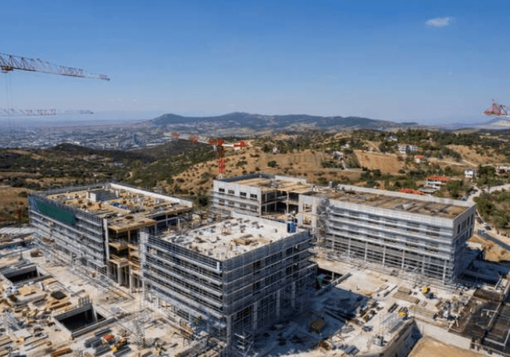 Τέλη του 2027 παραδίδονται τα τρία νέα νοσοκομεία που χρηματοδοτούνται από το ΙΣΝ