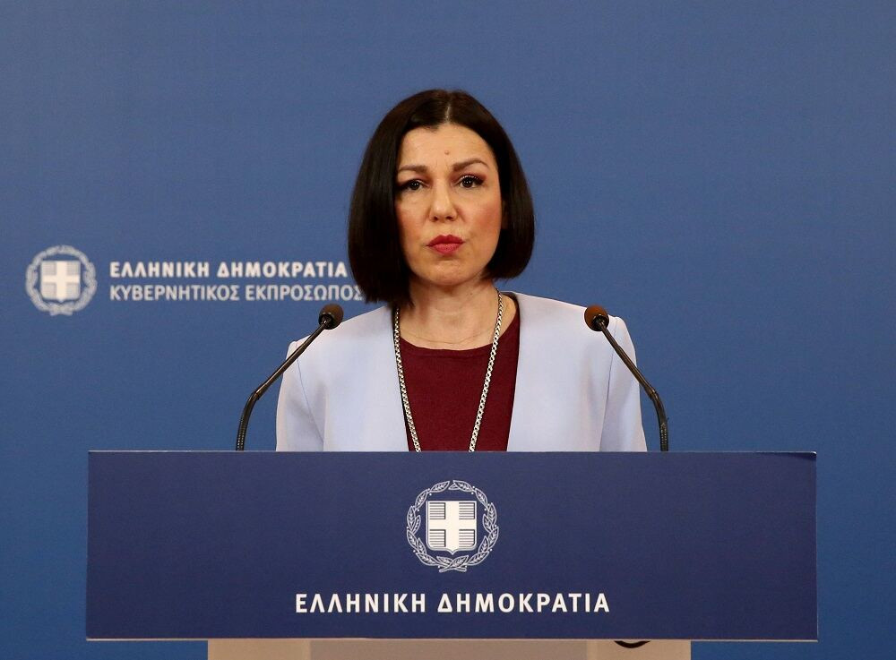 Πελώνη για κυρώσεις: Η Ευρώπη “καράβι που κινείται δύσκολα”