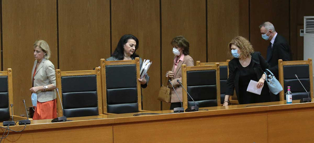Δίκη Χρυσής Αυγής: Απίστευτα “επιχειρήματα” για να αποφύγουν τη φυλακή