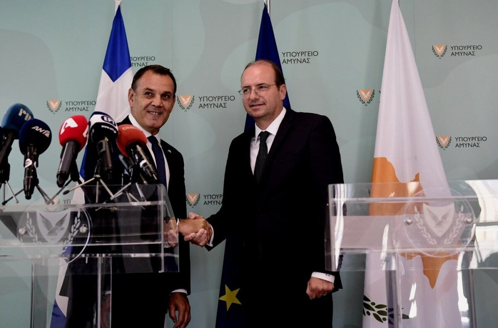 Ο κορωνοϊός «χτύπησε»… τα αμυντικά συστήματα Ελλάδας-Κύπρου