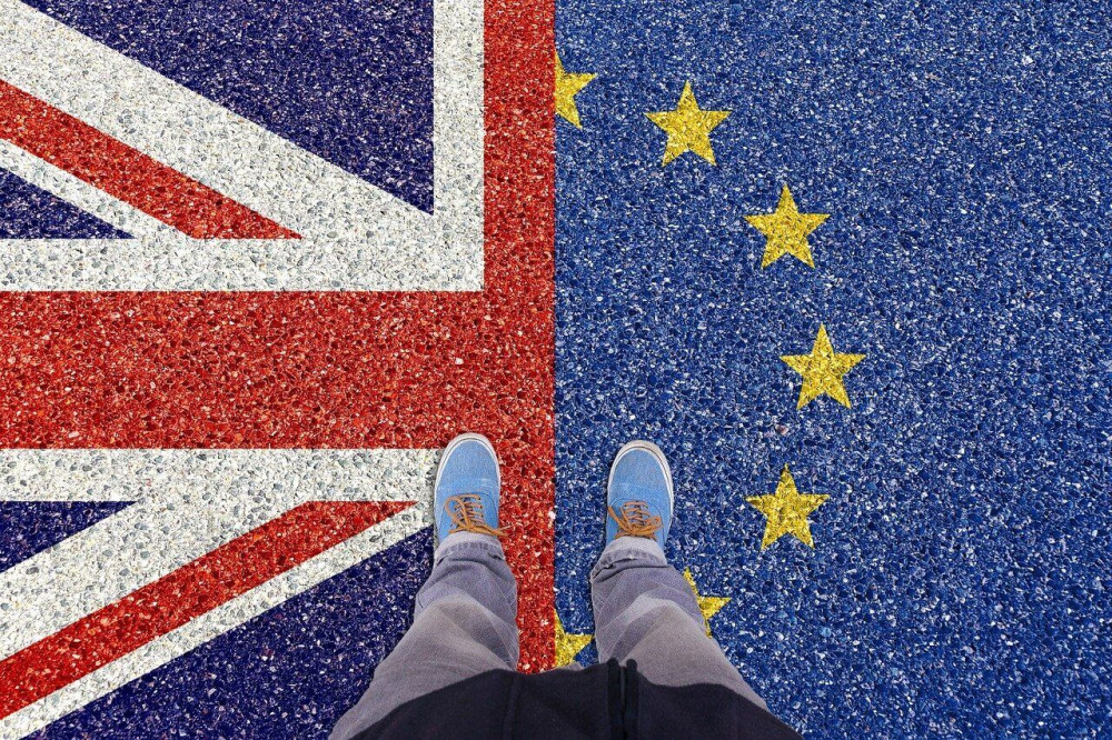Brexit: Τζόνσον – Φον ντερ Λάιεν συμφώνησαν να επαναληφθούν οι συνομιλίες