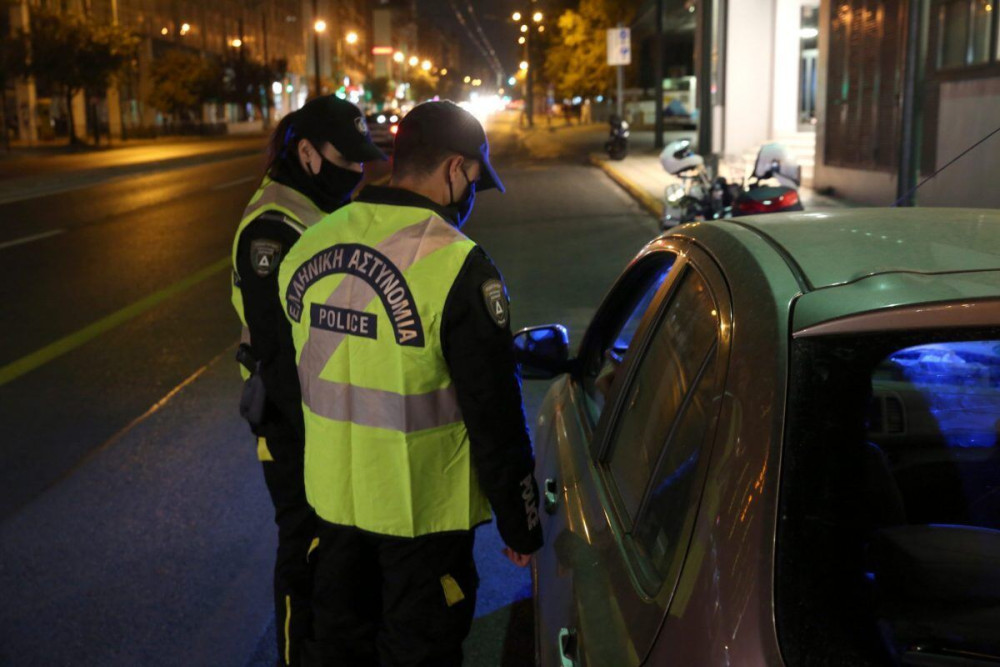 Θεσσαλονίκη: Τέσσερις προσαγωγές μετά από έλεγχο για συνωστισμό