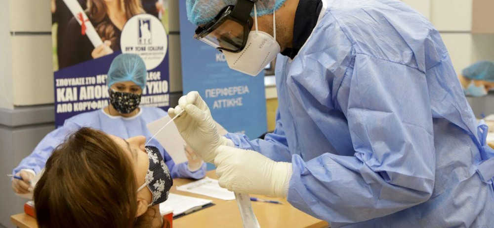 Τρίτο κύμα πανδημίας στην Ευρώπη αν δεν προσέξουμε βλέπει ειδικός του ΠΟΥ