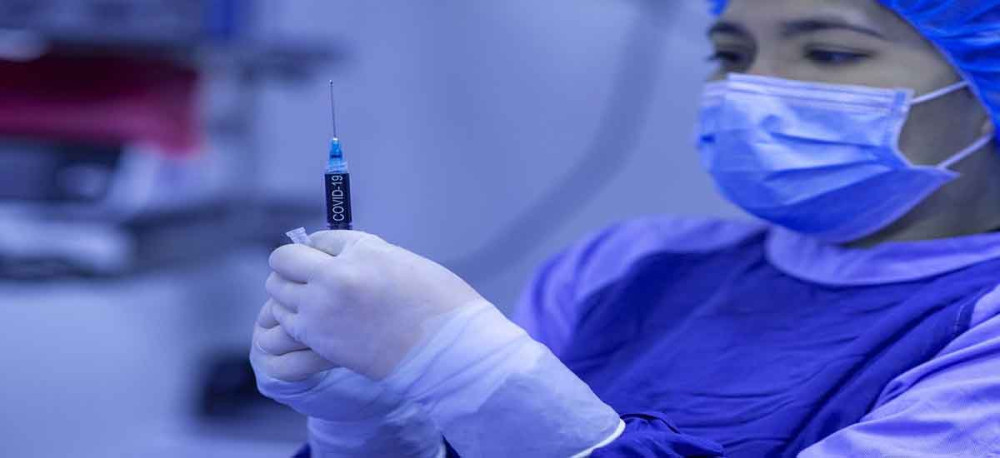 Εμβόλιο Pfizer: Μετά τη Βρετανία και ο Καναδάς δίνει το “πράσινο” φως