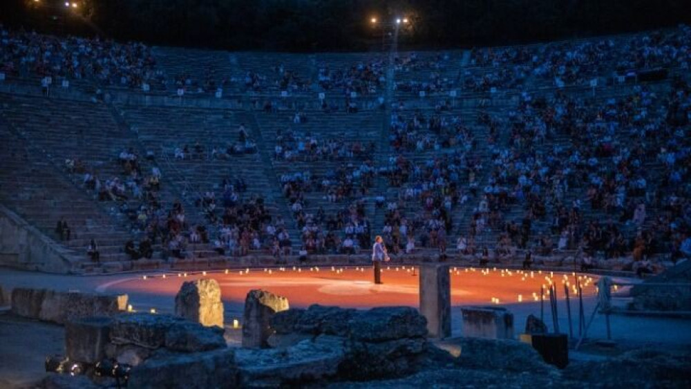 Μυσταγωγία με συναυλία Λεωνίδα Καβάκου σε έργα Μπαχ την Πρωτοχρονιά