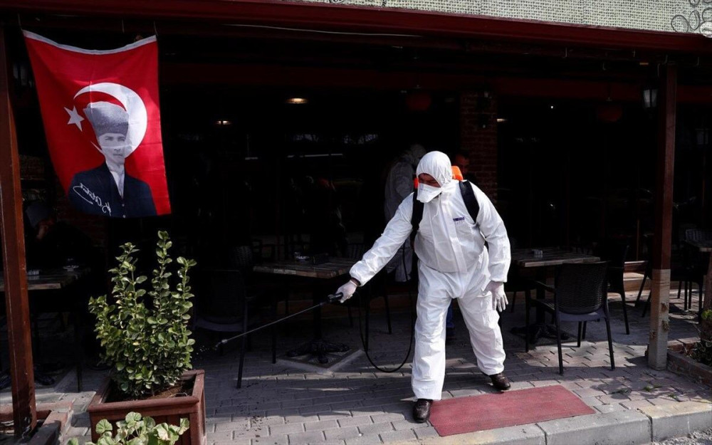 Τουρκία: Σε επίπεδο ρεκόρ οι ημερήσιοι θάνατοι από κορωνοϊό