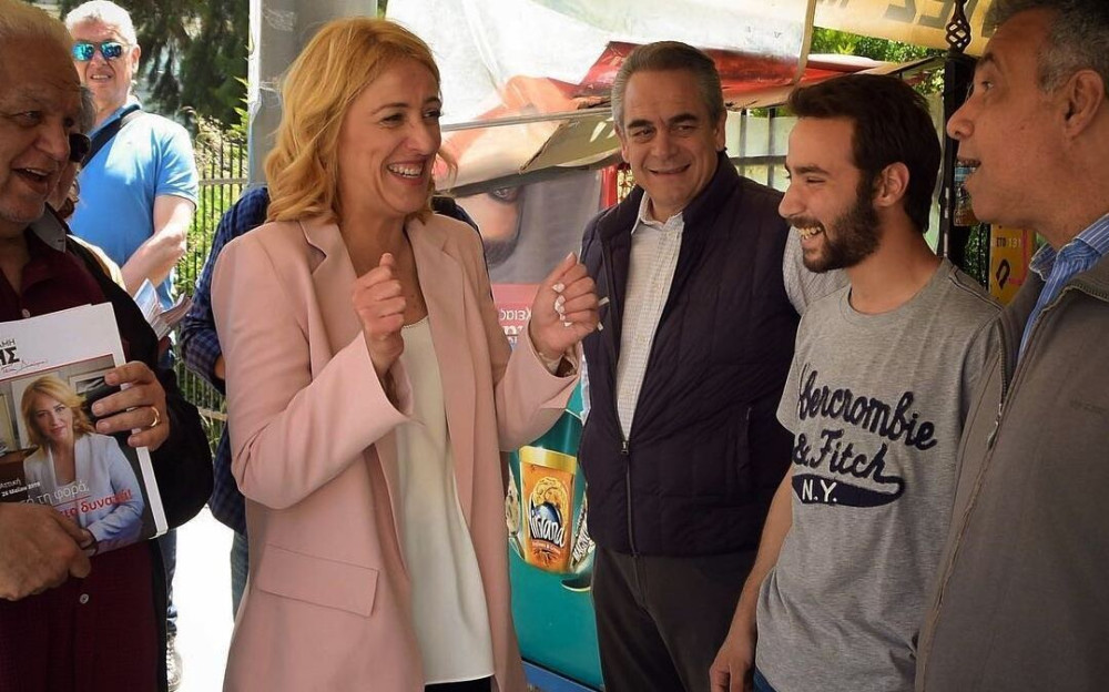 Η Δούρου «γλυκοκοιτάζει» τη Β’ Πειραιά