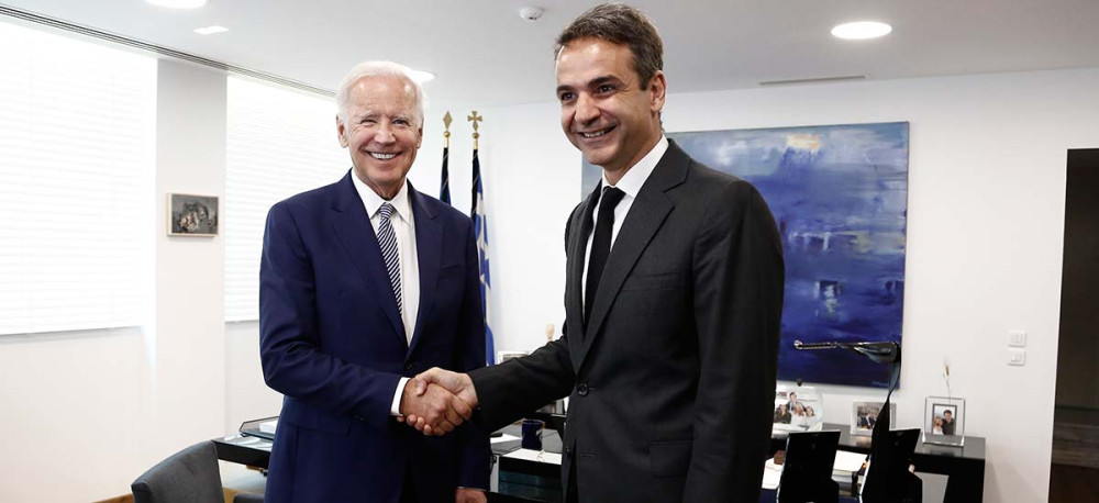 Αισιοδοξία Μητσοτάκη για την εποχή Μπάιντεν – Οι 6 Έλληνες με πρόσβαση στο Λευκό Οίκο