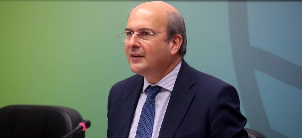 Χατζηδάκης: Νέο “Εξοικονομώ” ύψους 1 δισ. ευρώ