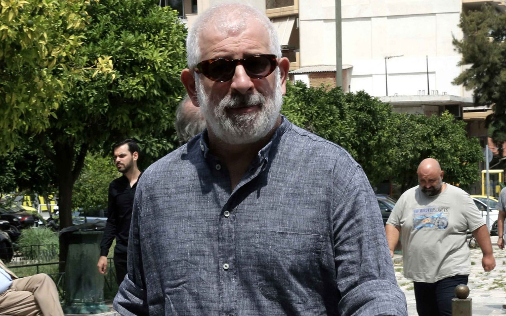 Φιλιππίδης: Με συμπτώματα εγκεφαλικού στο νοσοκομείο – Η ανακοίνωση της οικογένειας