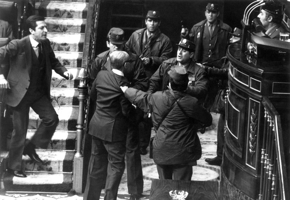 Αντόλφο Σουάρεθ: Η Δημοκρατία σε μια στιγμή…