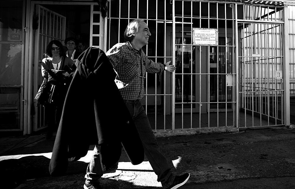 Συγκέντρωση υπέρ(!!!) του αρχιδολοφόνου Κουφοντίνα- Ταλαιπωρία για τους επιβάτες του Μετρό