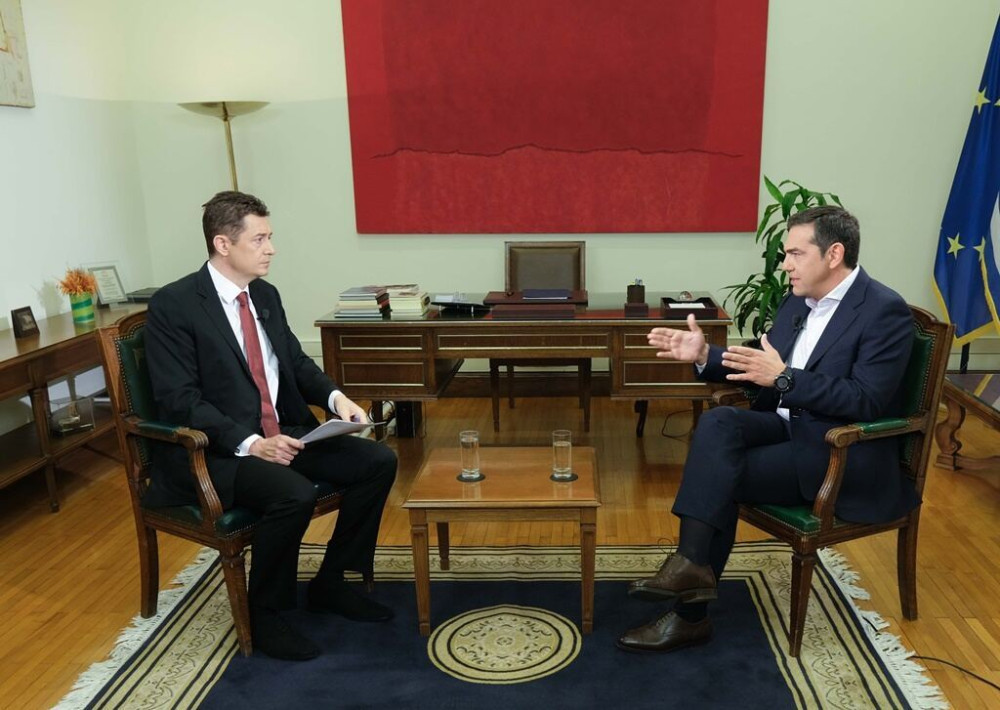 Τσίπρας για συγκεντρώσεις: Δέχεται(!) το ρίσκο να κολλήσουν κορωνοϊό κάποιοι άνθρωποι!