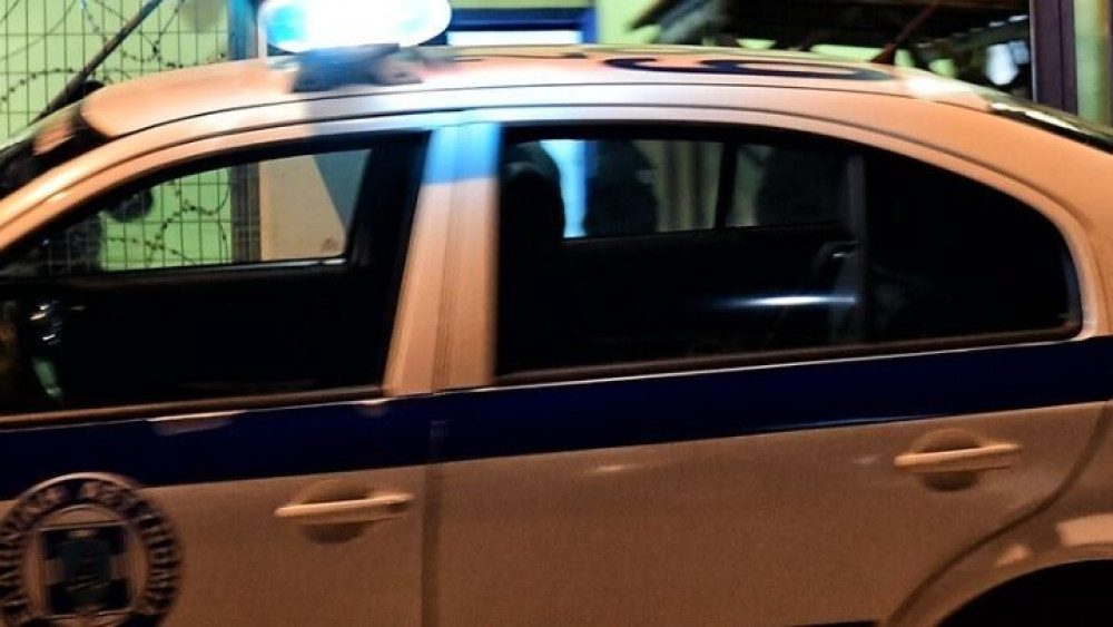 Συναγερμός στην ΕΛ.ΑΣ. – Έκρηξη στην Ευελπίδων