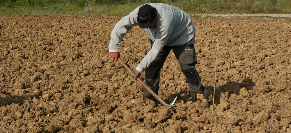 ΥΠΑΑΤ: Δρομολογούνται αποφάσεις για τα Ιστορικά Δικαιώματα – Το ιστορικό