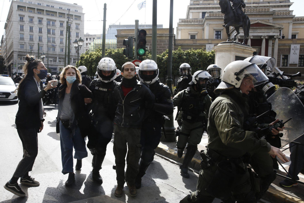 “Για να κάνει ο Έκτορας τα μπάνια του, η μάνα του Αξαρλιάν έχασε τον γιο της…”