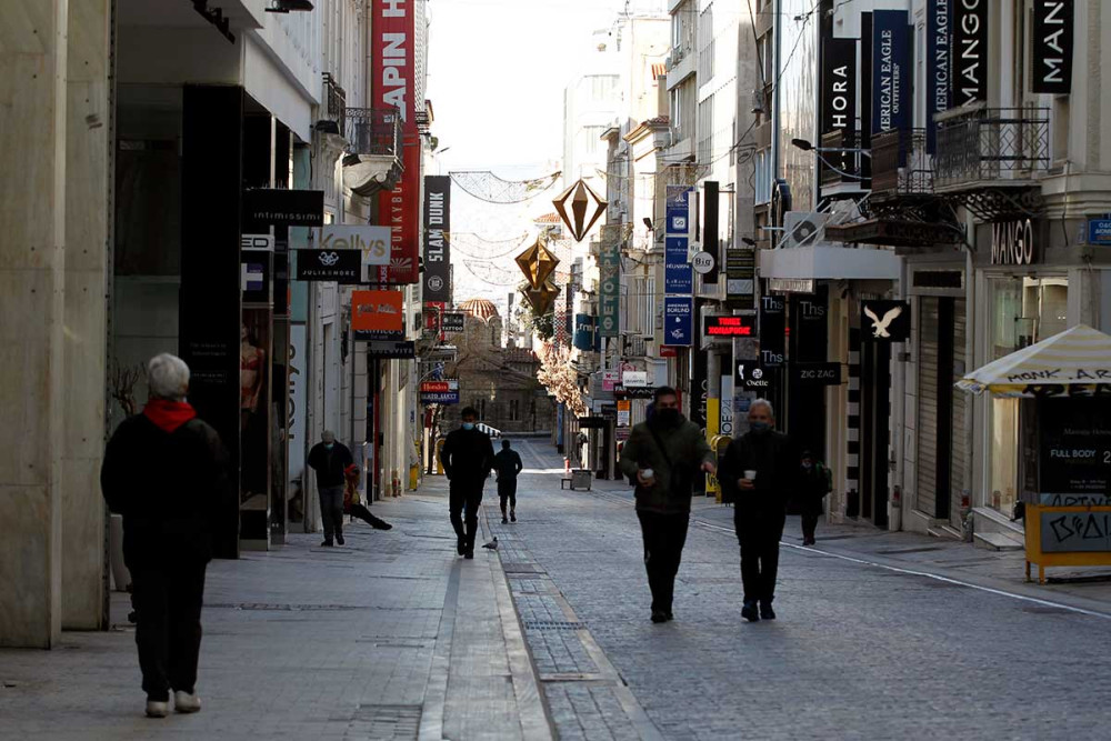 Lockdown: Νέα μέτρα από σήμερα-Τι αλλάζει σε μετακινήσεις και sms