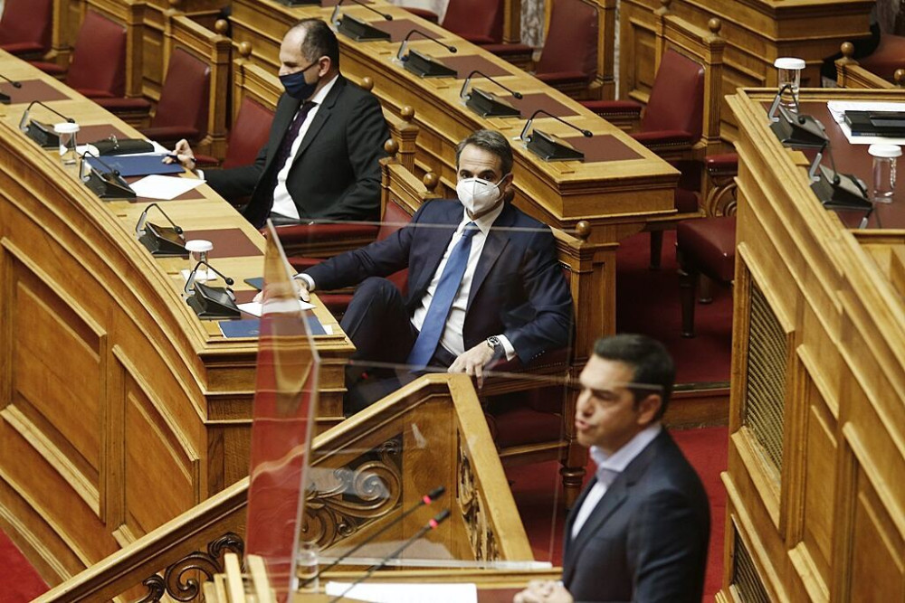 “Γαργάρες” Τσίπρα για τις εμετικές αναρτήσεις Πολάκη-Ελευθεριάδου