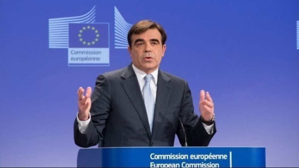 Σχοινάς: Η Κομισιόν ετοιμάζει πακέτο προς ασφαλές άνοιγμα στις 17/3