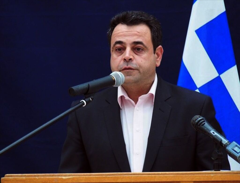 Ενός troll… μύρια έπονται: Αθλιότητες από Σαντορινιό για τα self test