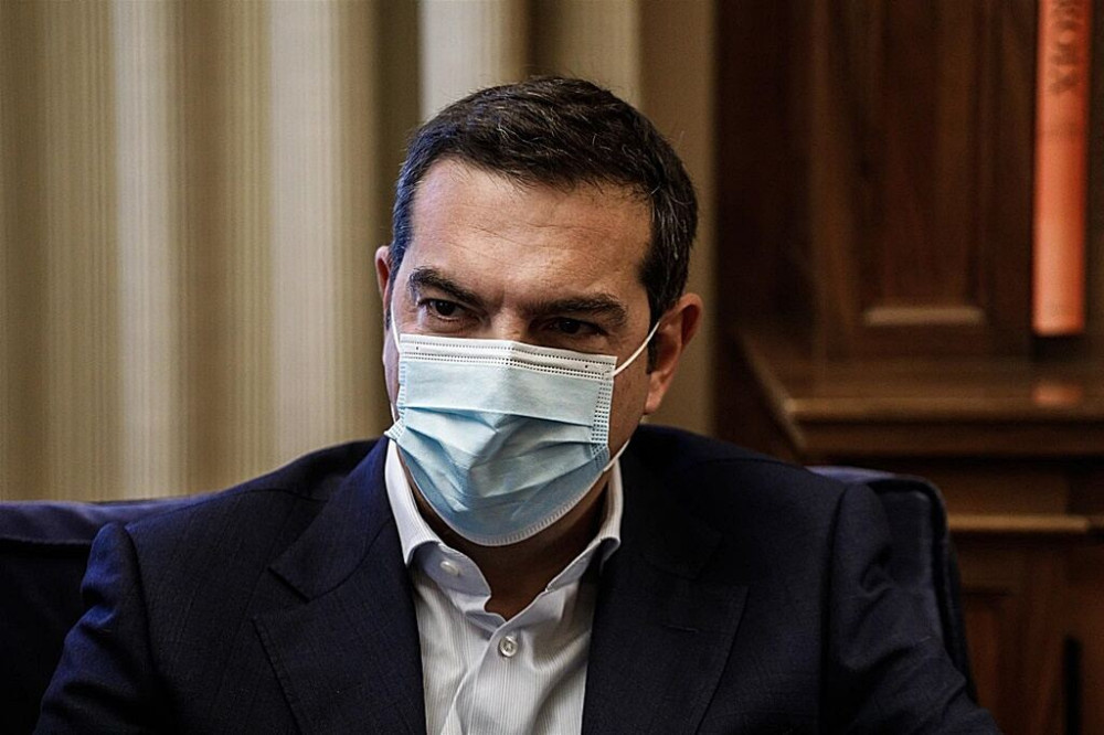 Ο Τσίπρας κι αν κρύβεται, τ΄αφτιά του φαίνονται!