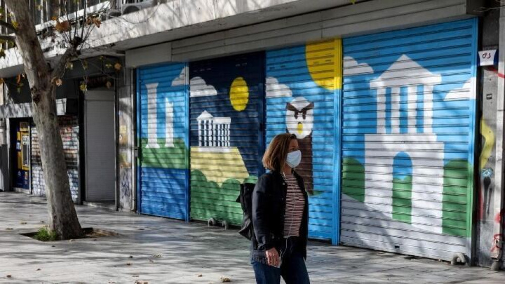 “Παγώνει” το άνοιγμα του λιανεμπορίου