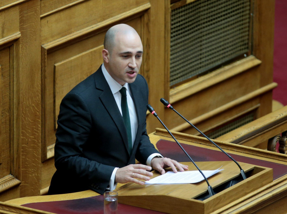 Κ. Μπογδάνος στο tomanifesto.gr: Το κέντρο ακυρώνεται όταν γίνεται αριστερό παρακολούθημα