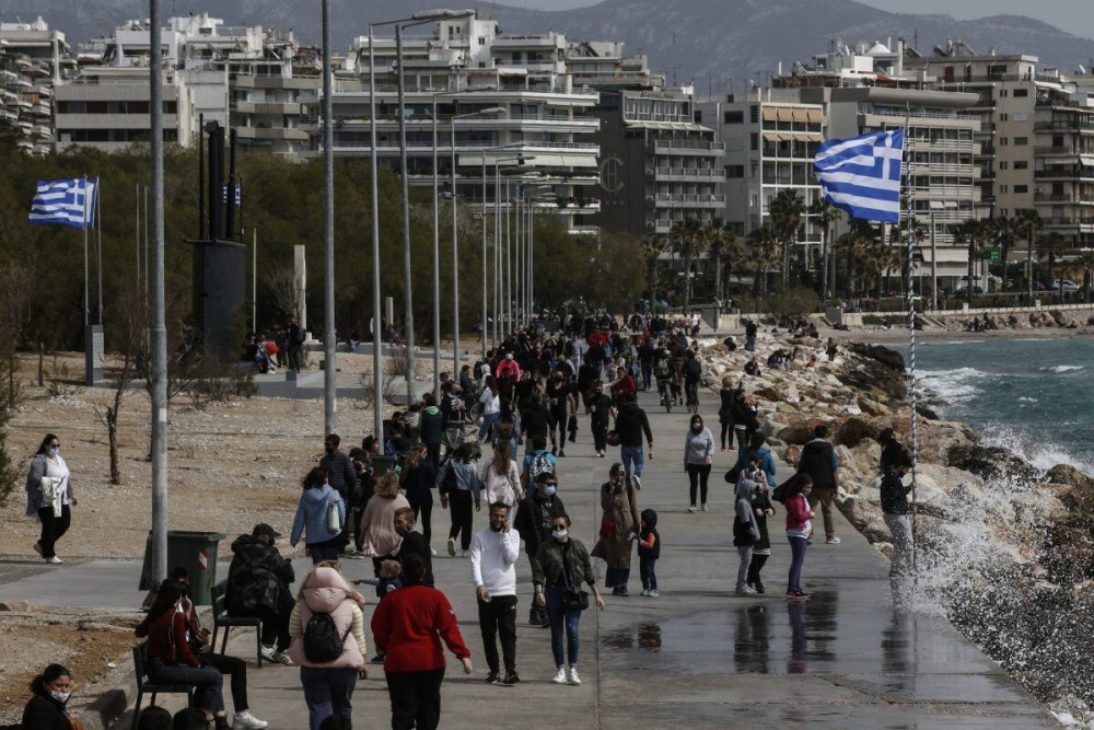 Πήγαν τα μέτρα… περίπατο