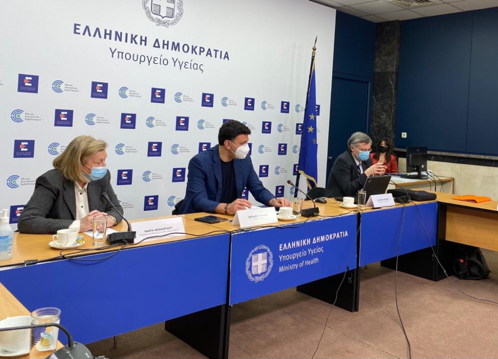 Κικίλιας: 1.483 οι κλίνες ΜΕΘ – Στο ΕΣΥ 174 από τις 233 ιδιωτικές κλίνες ΜΕΘ στην Αττική