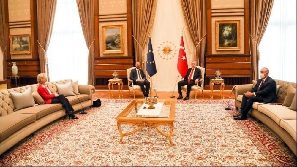 Διπλωματικό επεισόδιο μετά το “δικτάτορας” του Ντράγκι για τον Ερντογάν