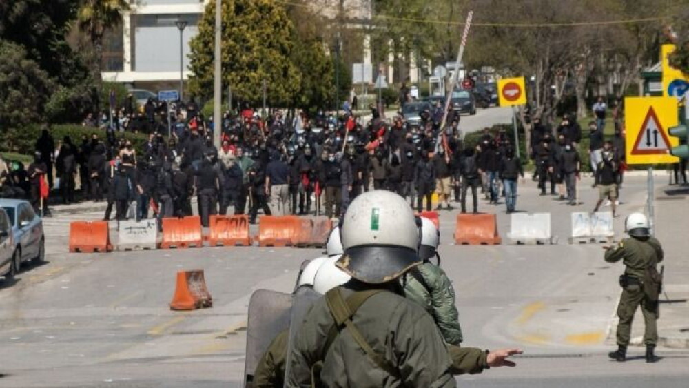 Συνελήφθη o 26χρονος που… αυτοτραυματίσθηκε από μολότοφ