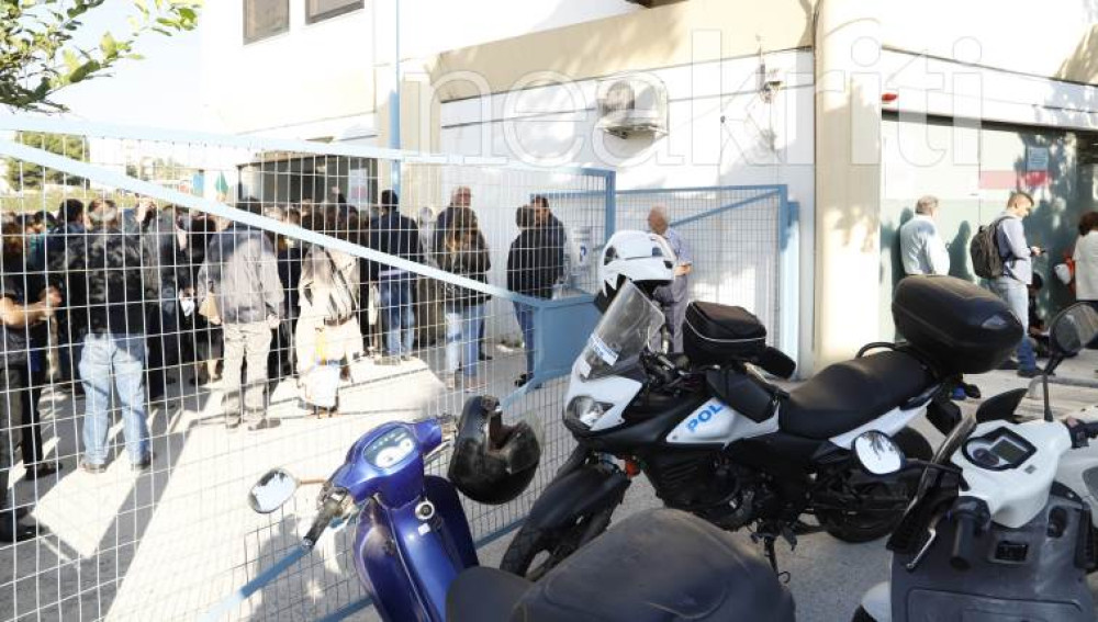 «Πανικός» στο Ηράκλειο λόγω Κτηματολογίου – Κάλεσαν μέχρι και την… Αστυνομία (pics)