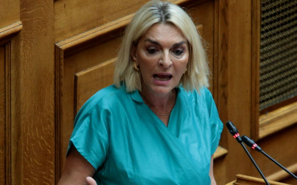 Η Πέρκα και τα μπάζα των Εξαρχείων