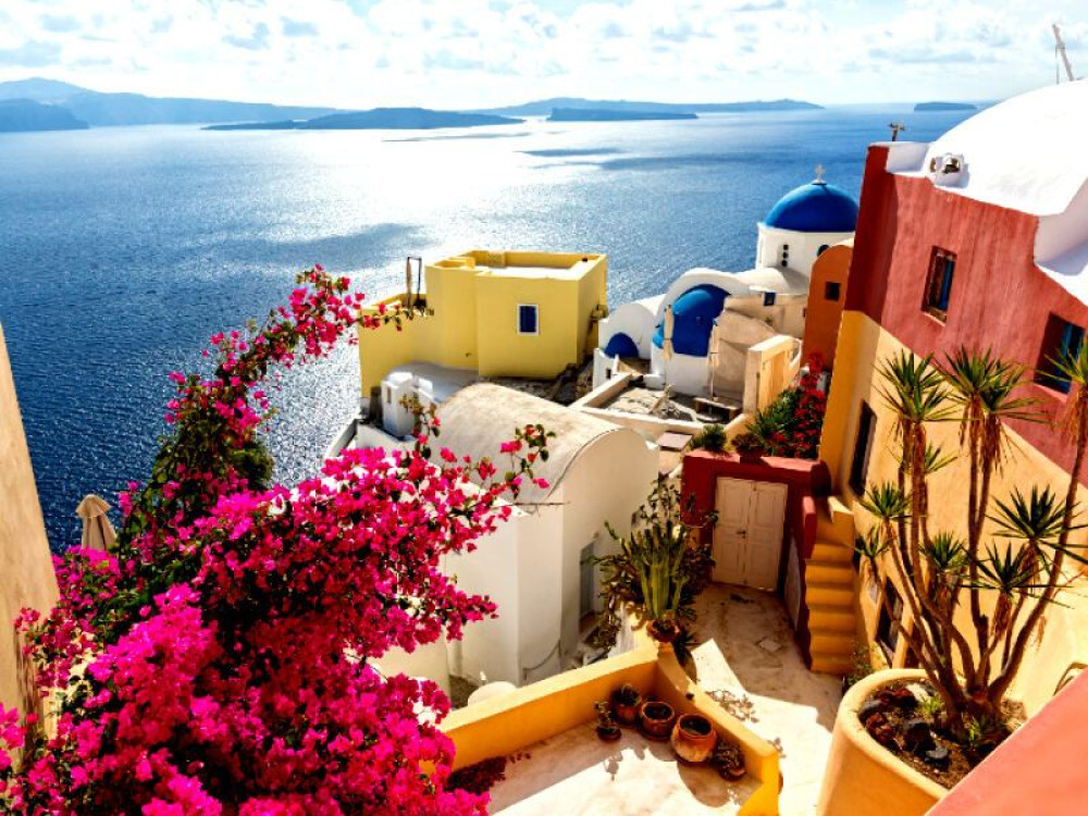 Στην Ελλάδα, το καλοκαίρι δεν τελειώνει τον Αύγουστο!
