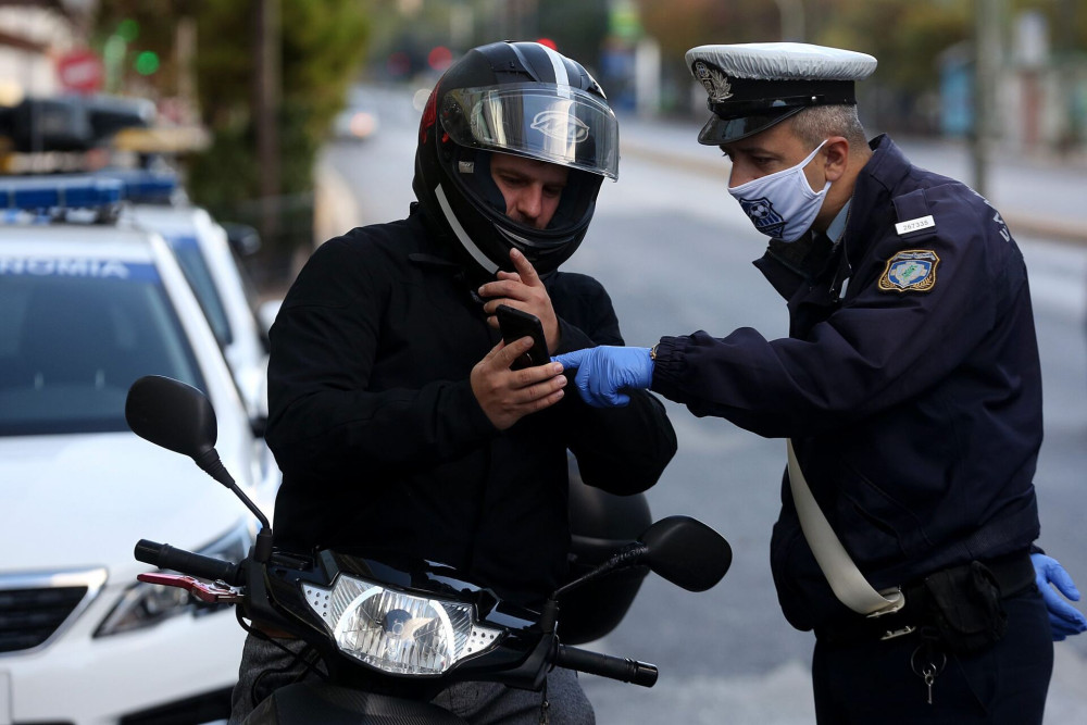 Αντίστροφη μέτρηση για την κατάργηση του SMS-Συνεδριάζουν οι λοιμωξιολόγοι