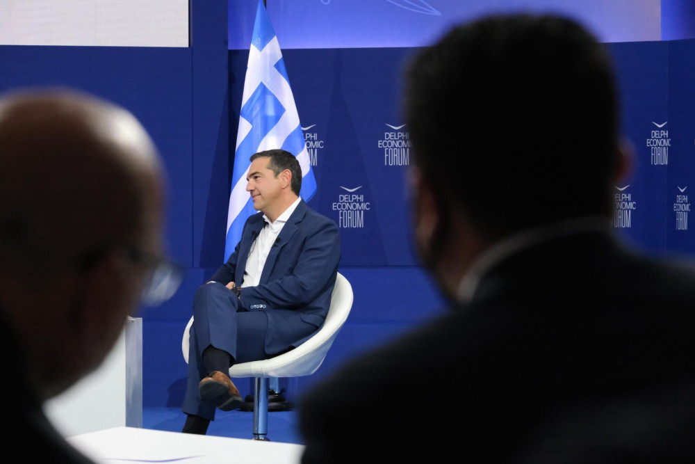 Ο Τσίπρας αφόρισε τα μνημόνια: Νέα κωλοτούμπα από τον μετρ του είδους