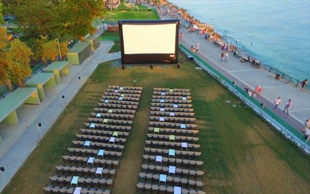 Cine Alimos: Δωρεάν είσοδος 31/5 στο θερινό σινεμά με τη μεγαλύτερη οθόνη της χώρας