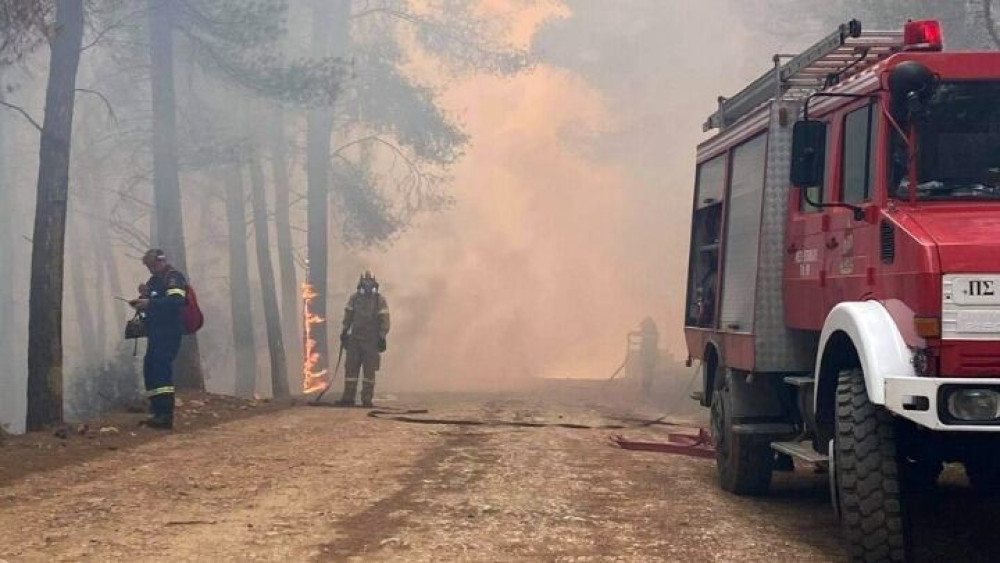 Πυρκαγιά Σχίνο: Εκκενώνονται κι άλλοι οικισμοί-Μήνυμα από το 112
