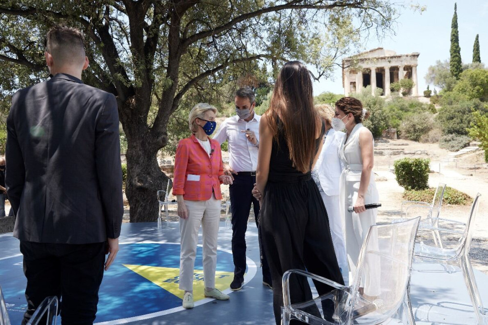 Ποιοι πολίτες συζήτησαν με τον Μητσοτάκη