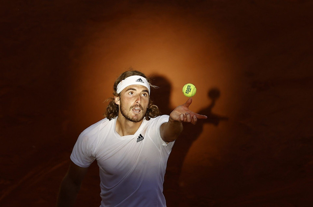 Roland Garros: «Λιοντάρι» ο Τσιτσιπάς αλλά ο Τζόκοβιτς κέρδισε με επική ανατροπή – Νικητής στις καρδιές μας!