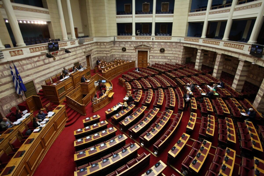Εργασιακό: Πρεμιέρα με ενστάσεις στη Βουλή – Απεργία στις 16 Ιουνίου