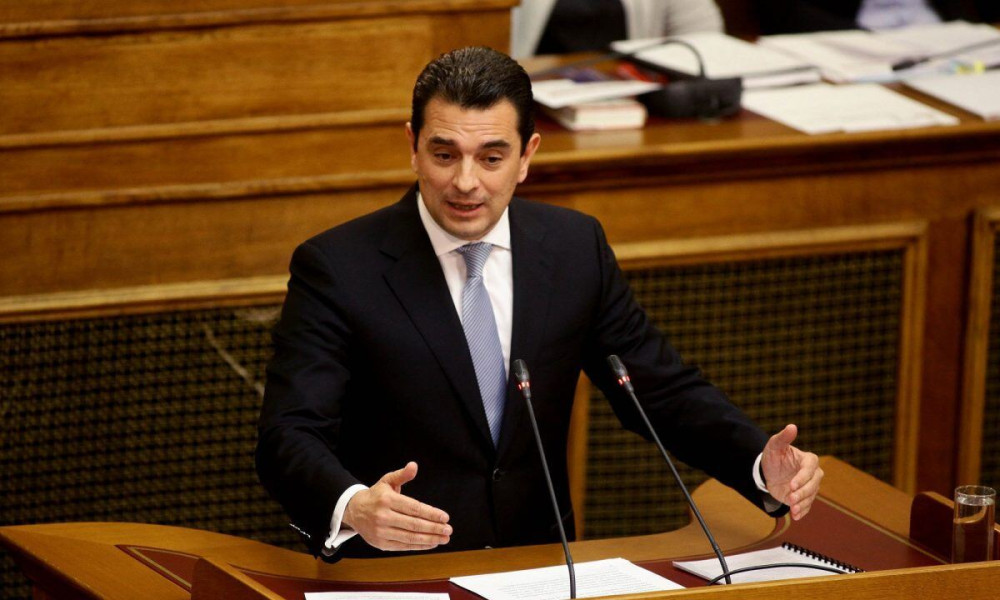 Κώστας Σκρέκας: “Θέλουμε η ΔΕΗ να μετατραπεί σε εθνικό πρωταθλητή”