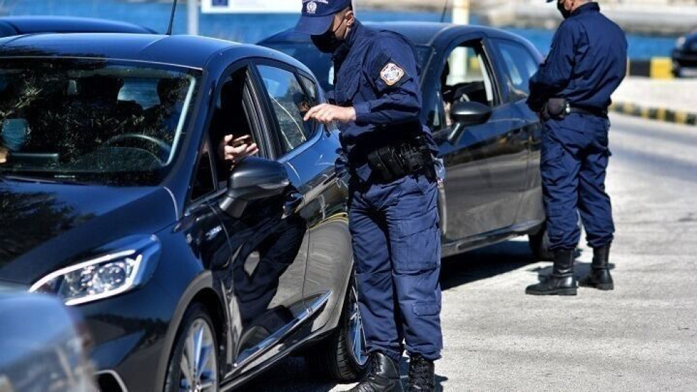 “Σαν τη Χαλκιδική δεν έχει”- Αυξημένη κίνηση και μποτιλιάρισμα
