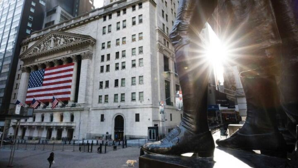 Wall Street: “Δίνει το ρυθμό” στις κεφαλαιαγορές με τριπλό ρεκόρ- Σε ιστορικά υψηλά οι δείκτες της