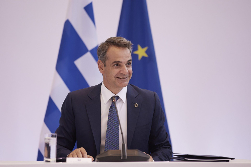 Ο Πρωθυπουργός έχει αντίπαλο και τον κερδίζει!