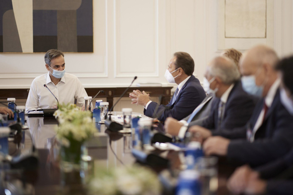 Μητσοτάκης σε φαρμακοβιομήχανους: «Θέλουμε τα καλύτερα φάρμακα στην καλύτερη τιμή»