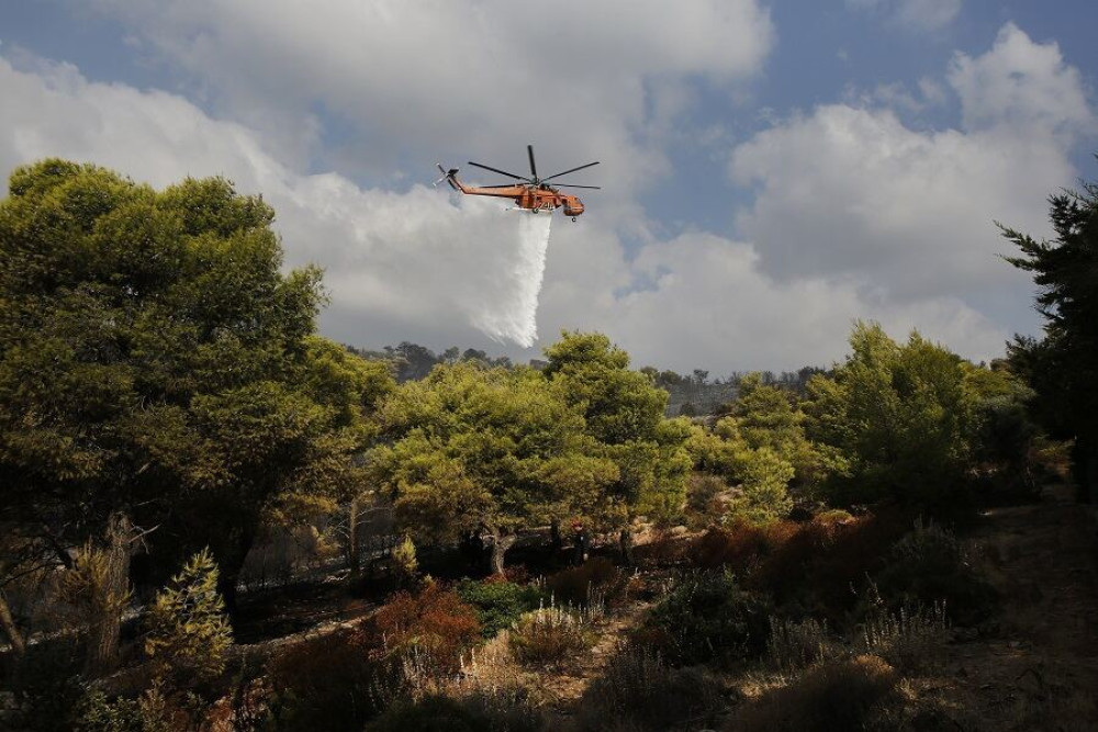 Πάτρα: Σε ύφεση η φωτιά στο Σούλι – Σε εξέλιξη στη Δροσιά Ερυμάνθου