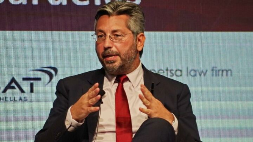 Σχέδιο “Ηρακλής” για τα κόκκινα δάνεια: “Μια ιστορία επιτυχίας για την Ελλάδα”